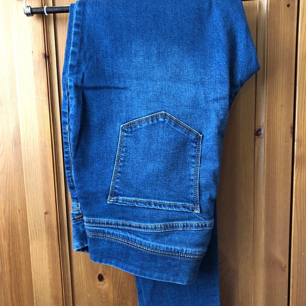 3/$20 Sale! 🌞 Old Navy Rockstar 24/7 Jeggings